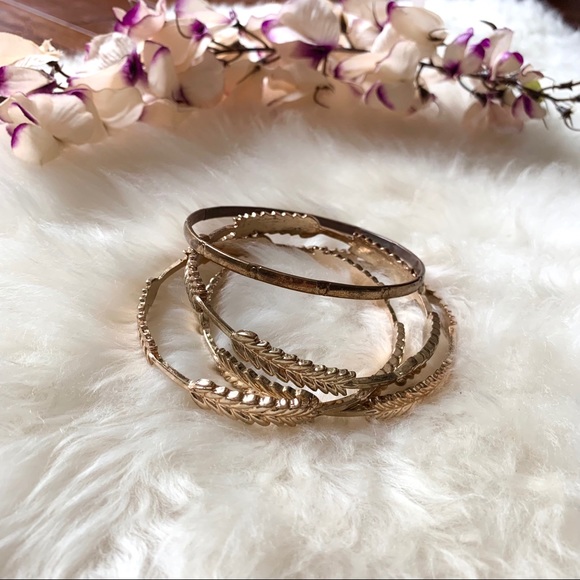 Gold Arrow Bangle Set (4) - Picture 1 of 7